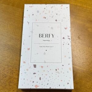 Green highlights IPhone 15 pro max Case